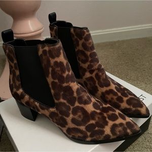 Nine West HudsenP2 Animal Print Boots 6 NEW